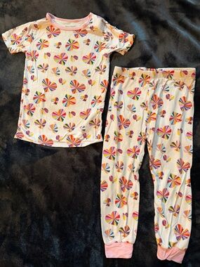 Magnetic Me White Pajama Set with Multicolor Heart Pinwheels